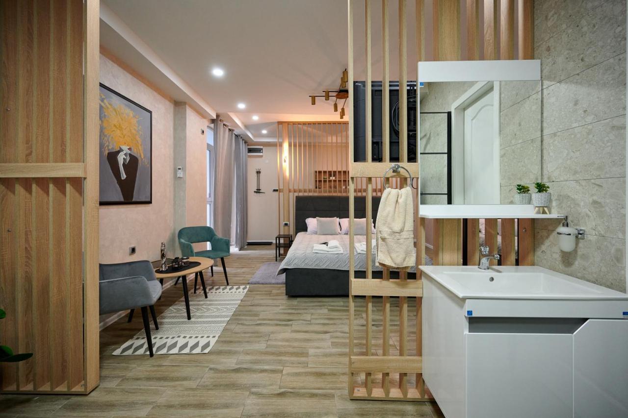 Vanimi Lux Apartmani Kikinda ภายนอก รูปภาพ