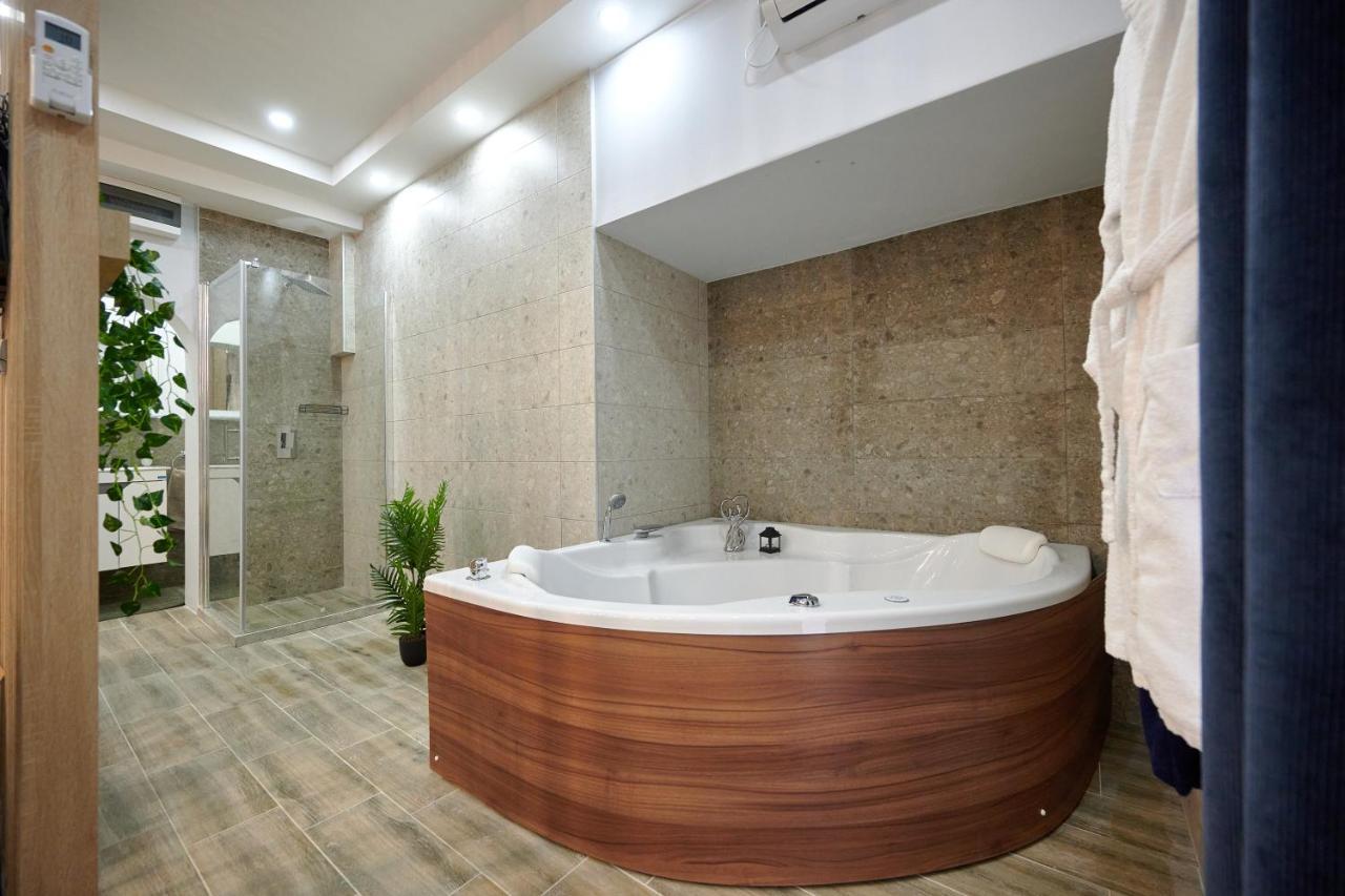 Vanimi Lux Apartmani Kikinda ภายนอก รูปภาพ