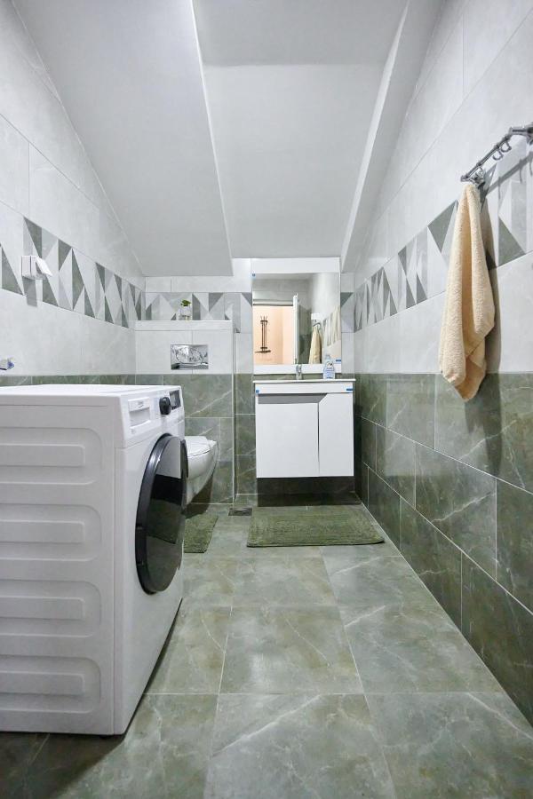 Vanimi Lux Apartmani Kikinda ภายนอก รูปภาพ